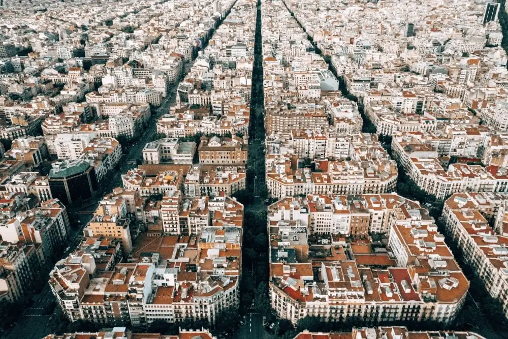 barcelona-grid-system-from-above