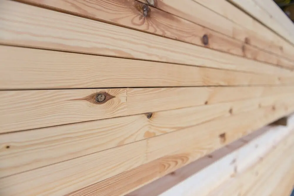 wood-panels-on-a-prefabricated-construction