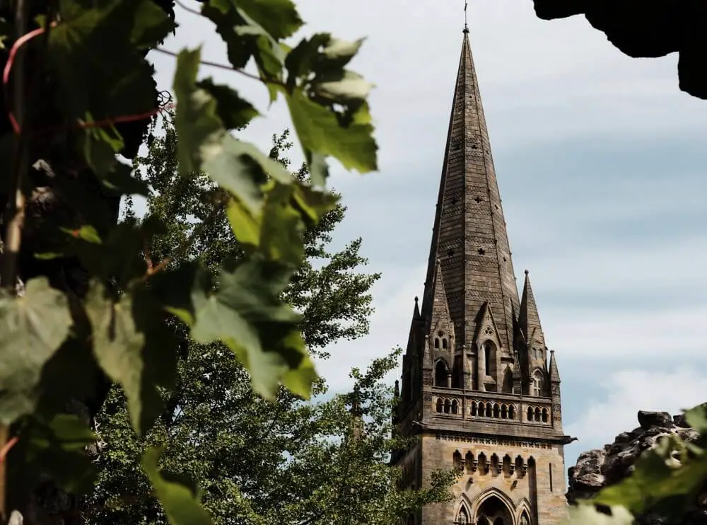 llandaff-cathedral-exterior