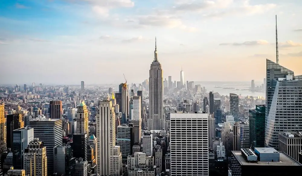 empire-state-building-with-new-york-skyline