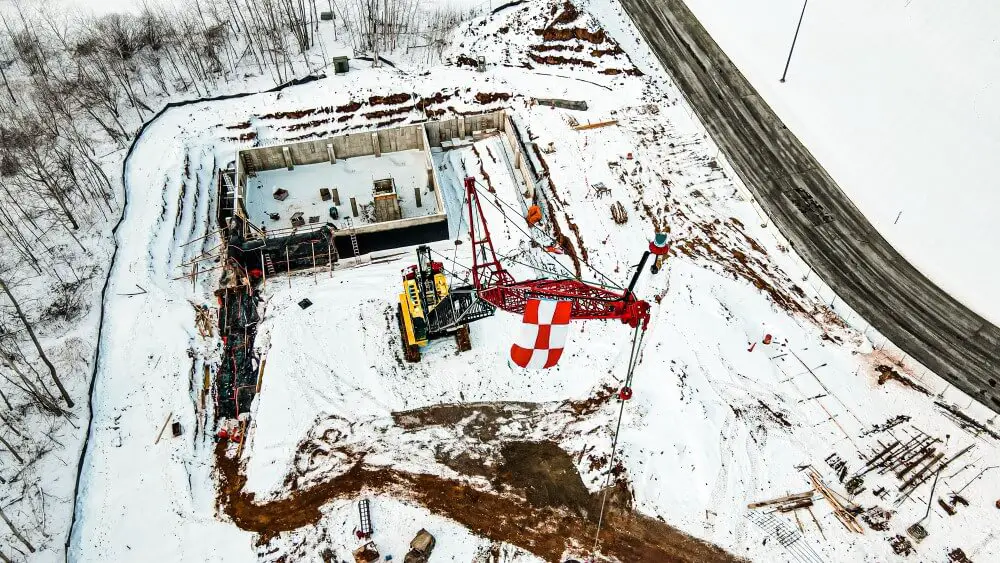 construction-site-in-snow