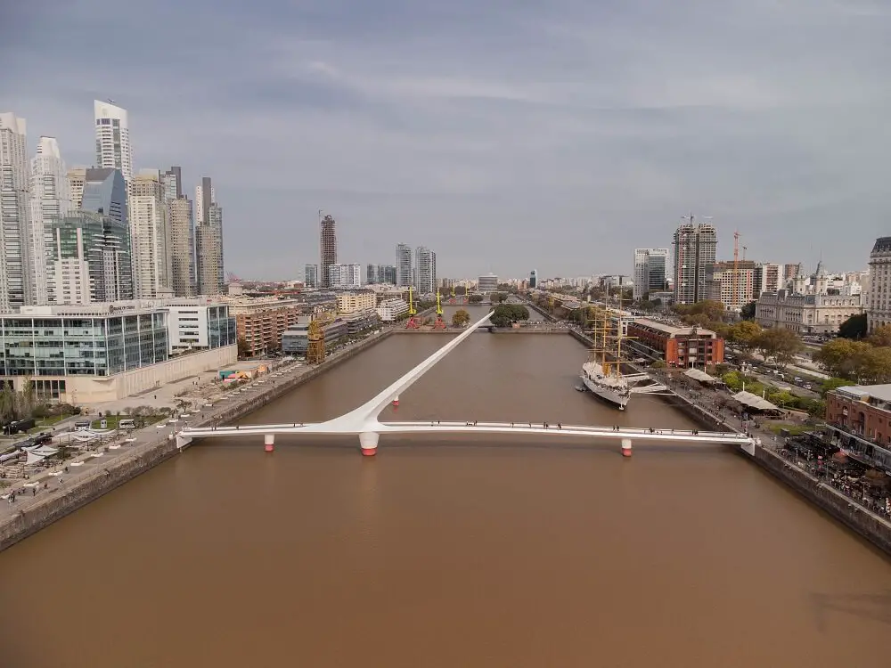 puente de la mujer in buenos aires