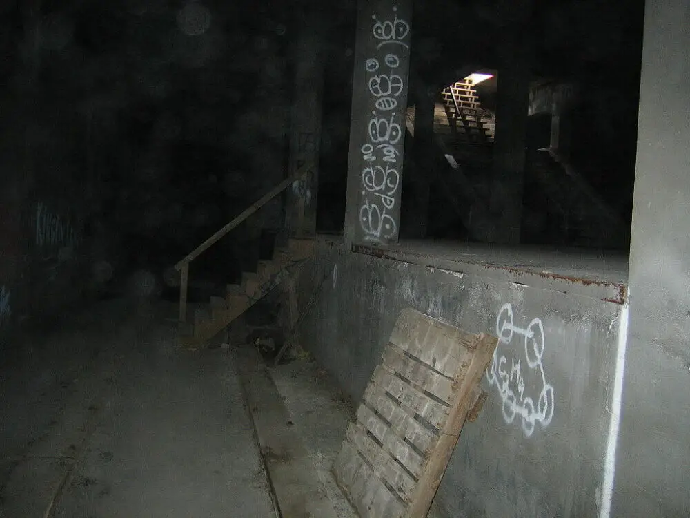 abandoned cincinnati subway station